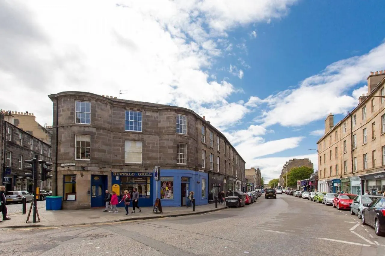 Joivy Stylish Apt In Trendy New Town Location Edinburgh
