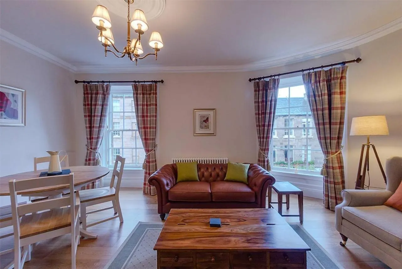 Joivy Stylish Apt In Trendy New Town Location Edinburgh Storbritannien